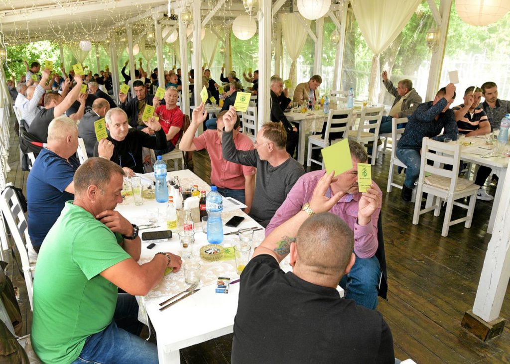 събрание тошков