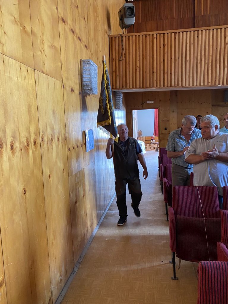 събрание славейно