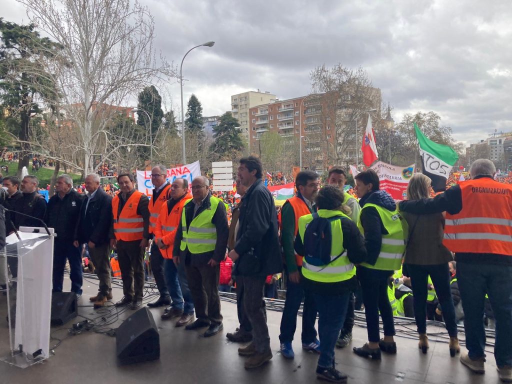 Ловци протестираха