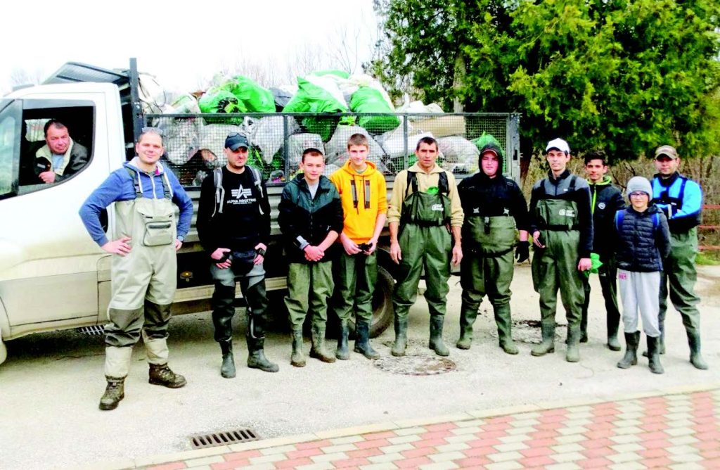 почистиха златна панега