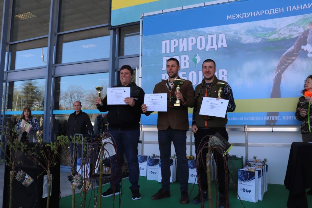 състезание звукови примамки