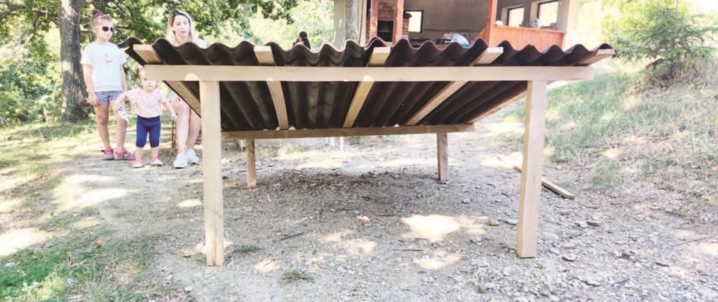 ученици хранилки бяла