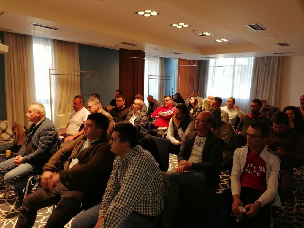 семинар лектори