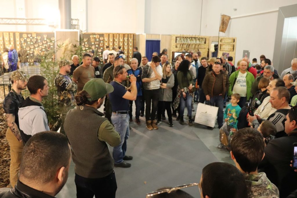 надсвирване купите