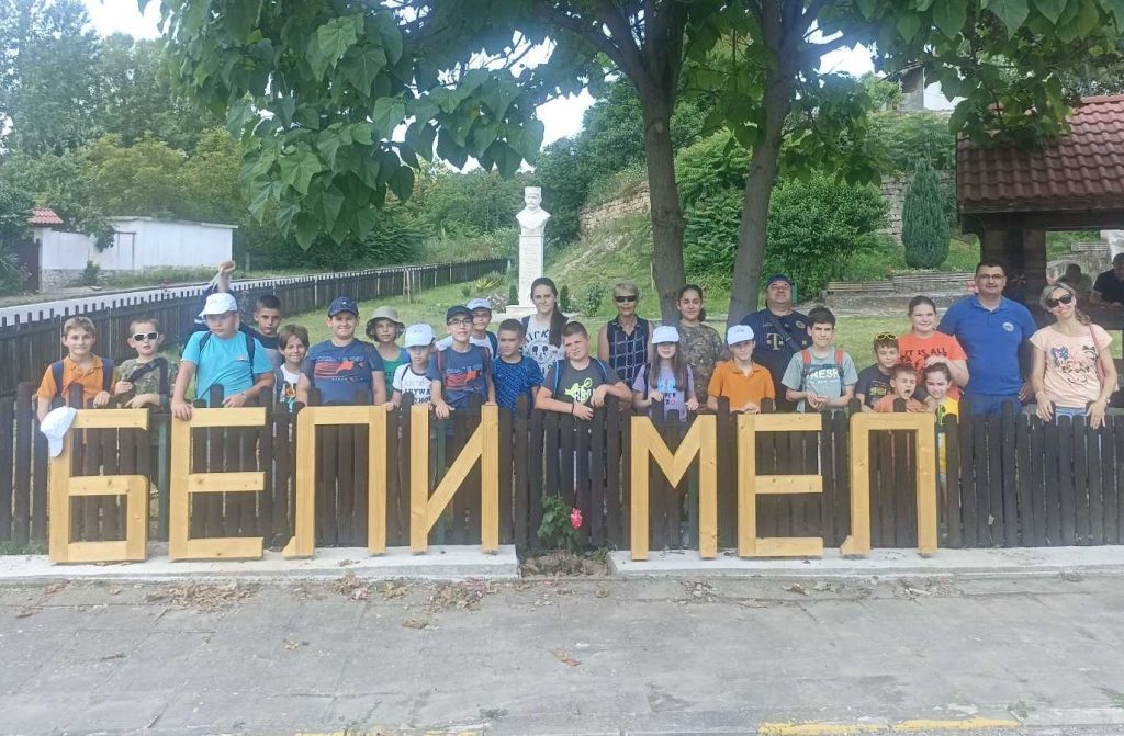 деца зарибяване огоста