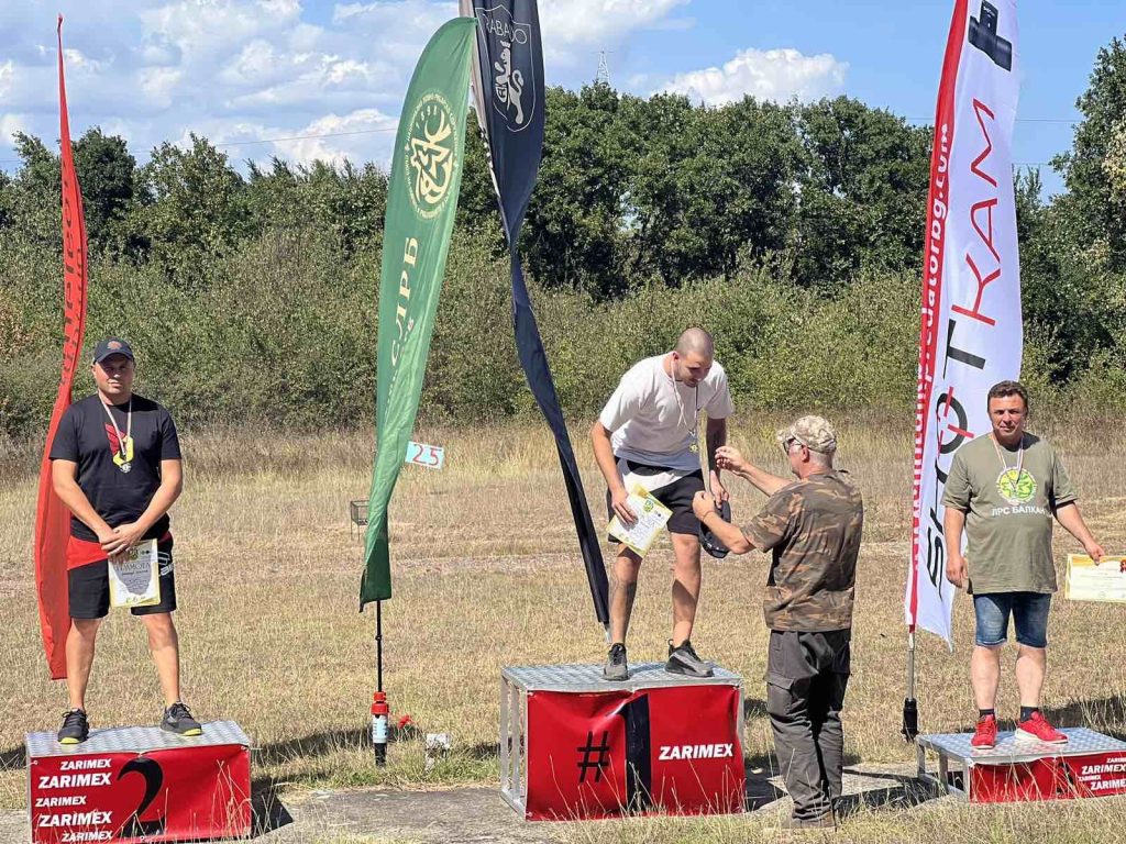 турнир зона изток