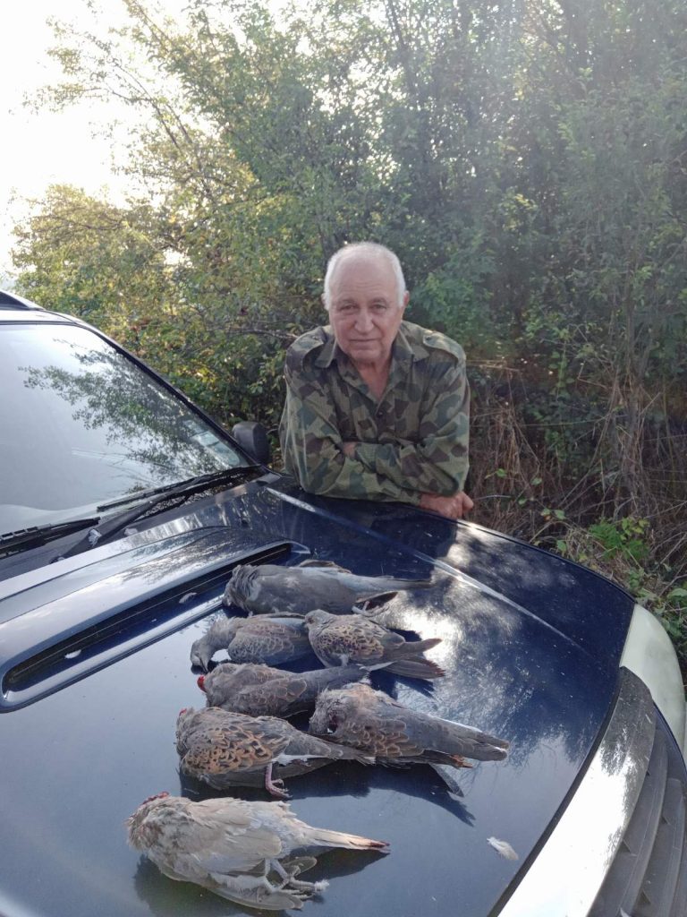 дебелец лов