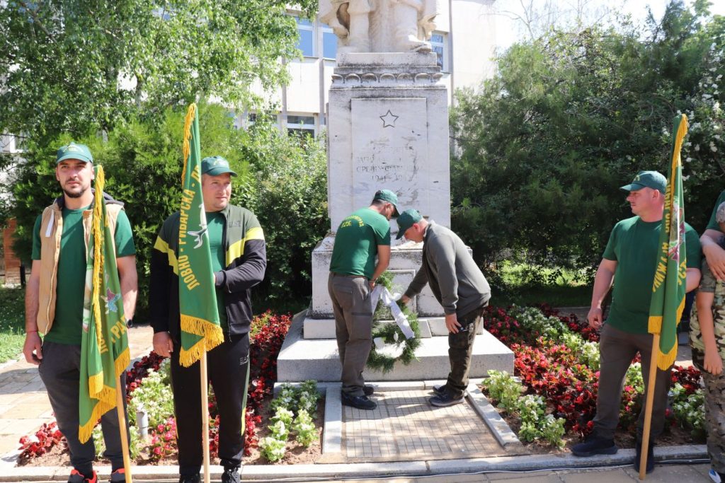 125 тополовград