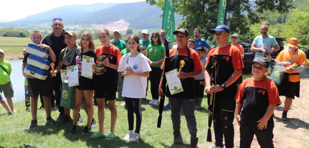 турнира "детето риболовец може без дрога"