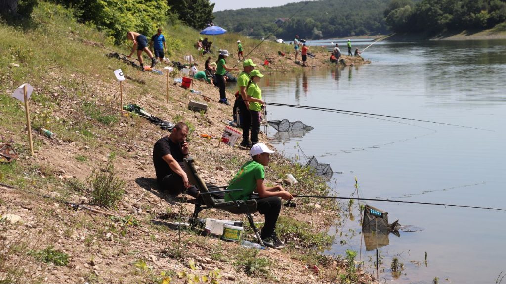 турнира "детето риболовец може без дрога"