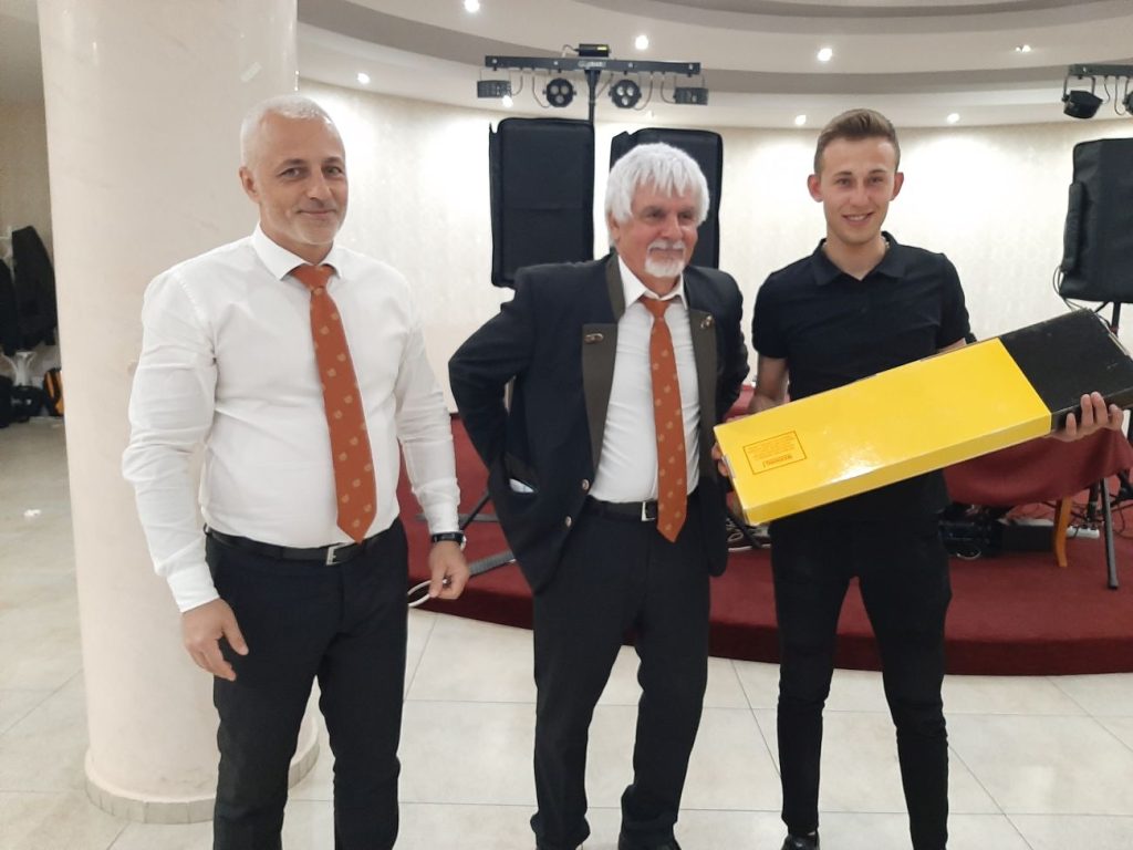 кърджали вечеринка