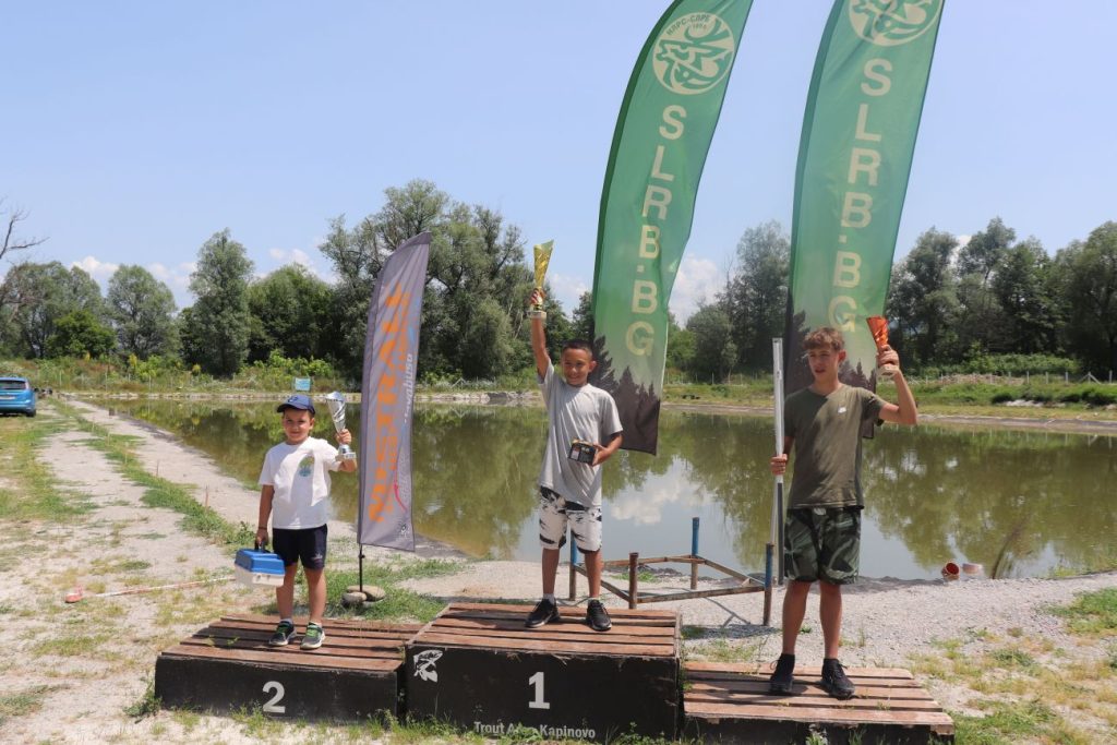 Детето риболовец може без дрога