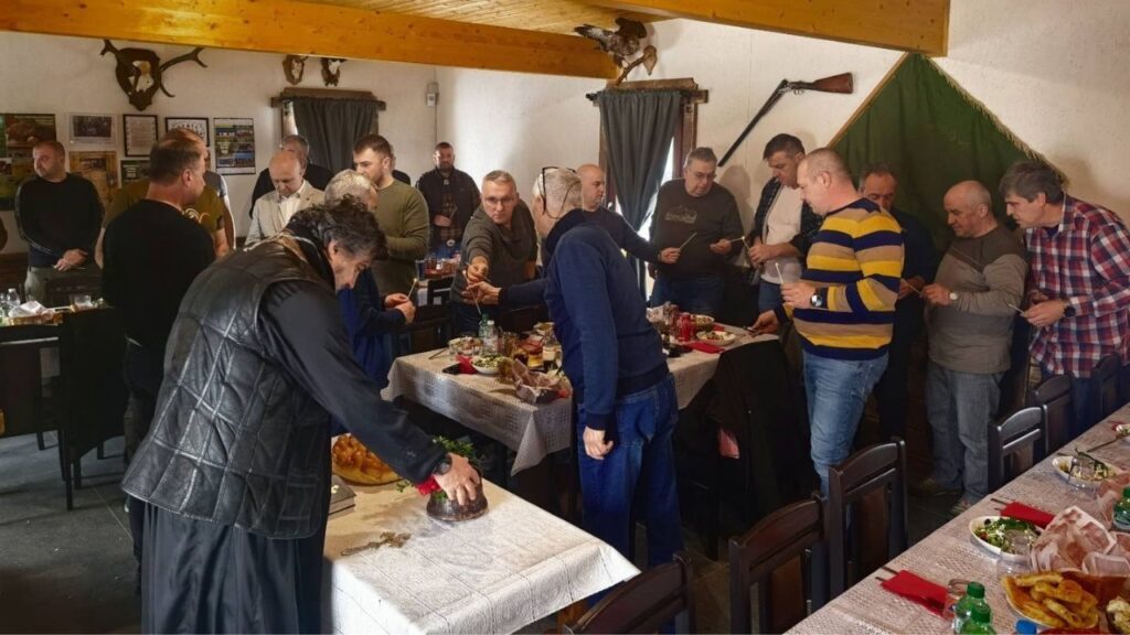 нови хан клуб