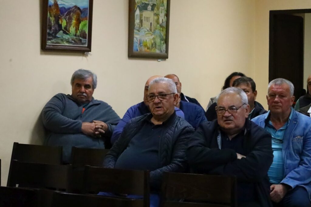 събрание троян