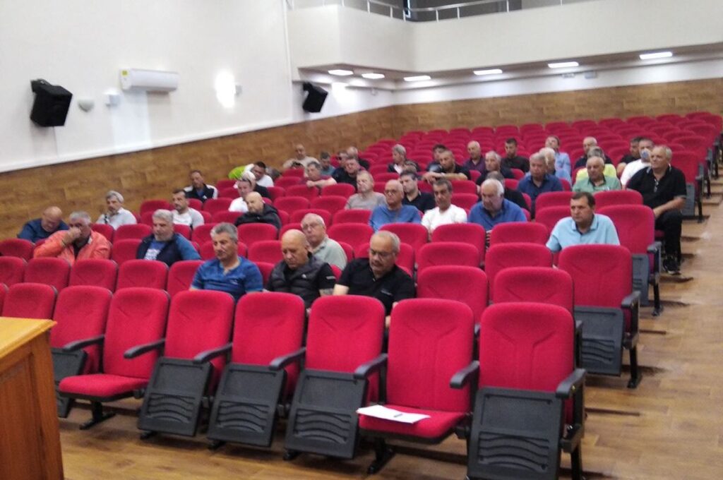 Петър Бошев септември
